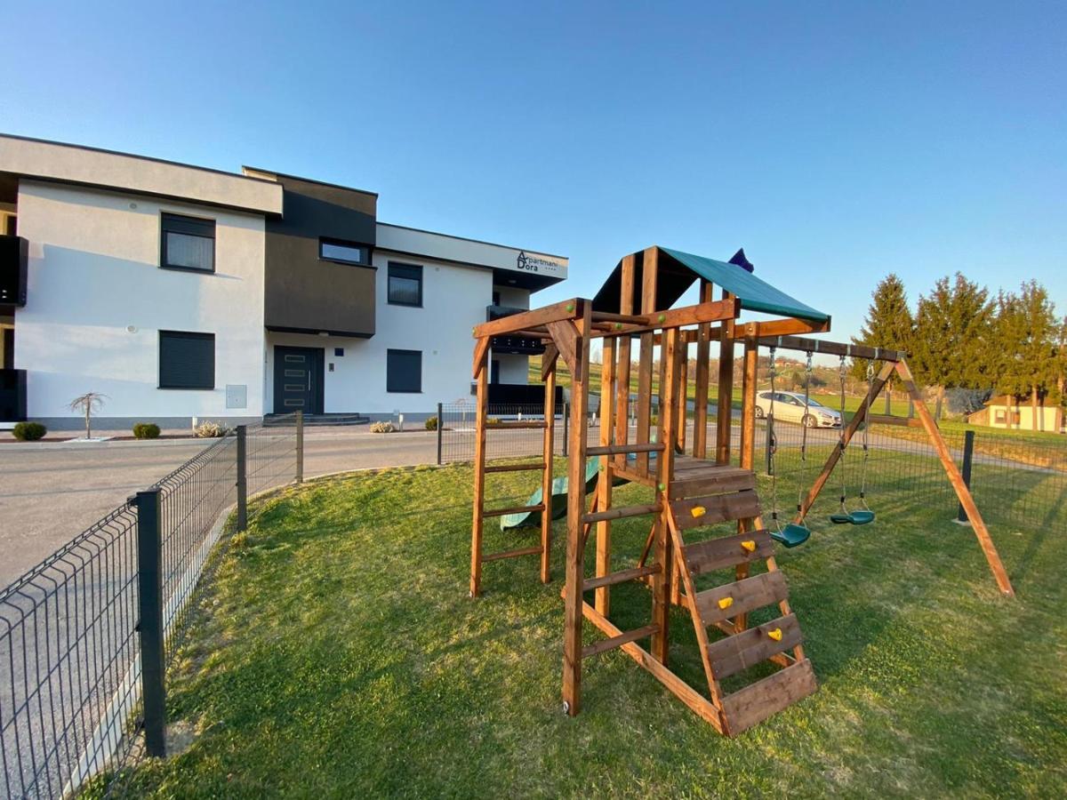 Apartments Dora Sveti Martin na Muri Exteriör bild